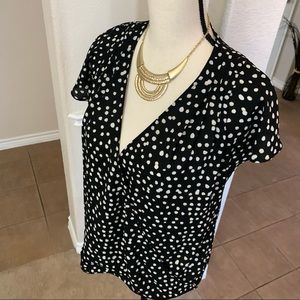 Banana Republic black & white top